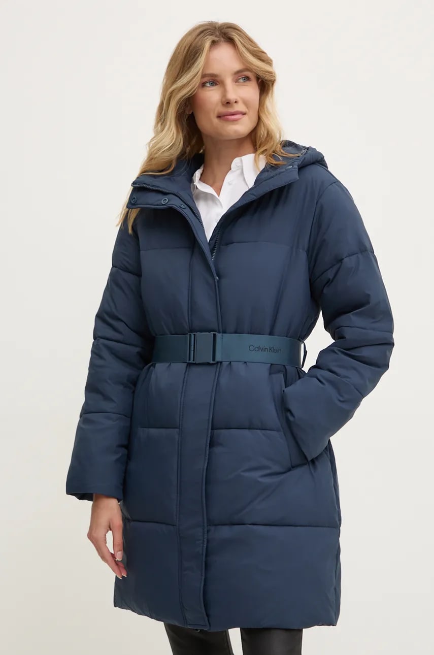 Levně Bunda Calvin Klein Jeans dámská, tmavomodrá barva, zimní, J20J224122