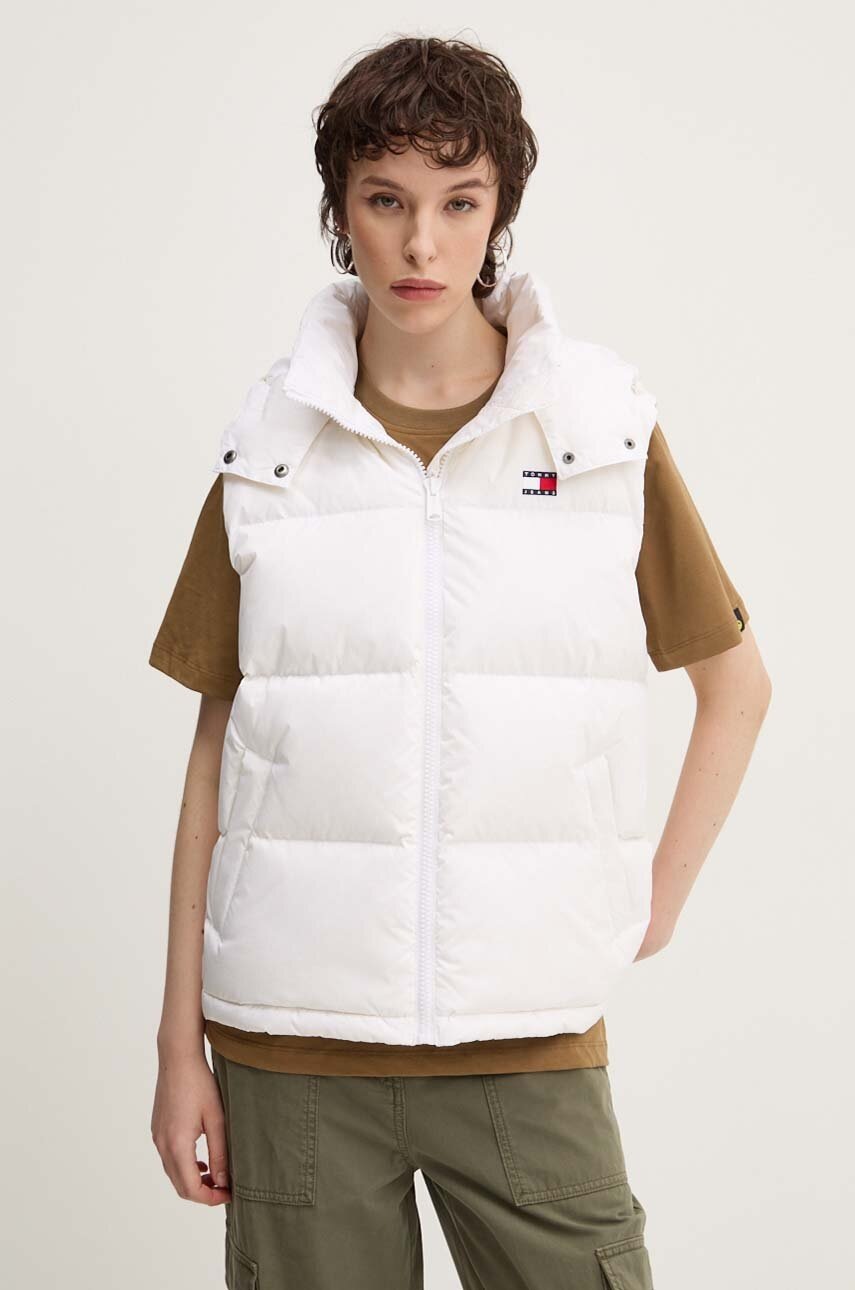 

Пухен елек Tommy Jeans дамски в бяло зимен модел DW0DW18862, Бял