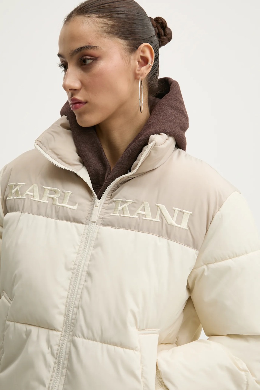 

Яке Karl Kani в бежово зимен модел 61760016, Бежов