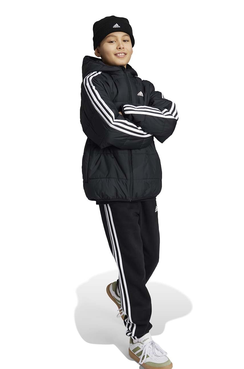 adidas geaca copii J ESS 3S PAD culoarea negru, IV9512 adidas geaca copii J ESS 3S PAD culoarea negru, IV9512