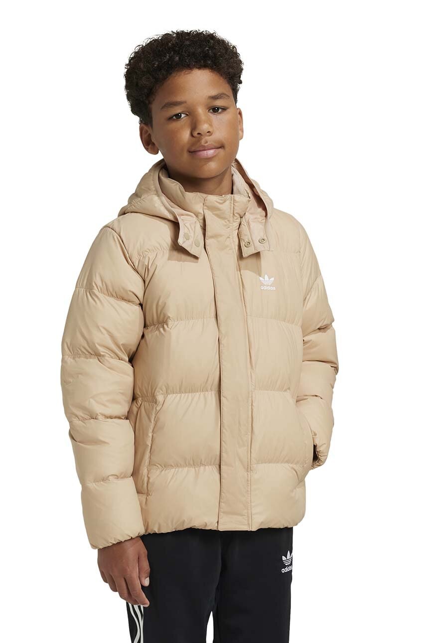 adidas Originals geaca de puf pentru copii DOWNACKET ELO culoarea bej, IY7500 adidas Originals geaca de puf pentru copii DOWNACKET ELO culoarea bej, IY7500