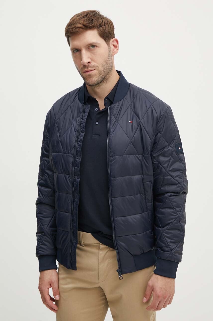 Levně Bomber bunda Tommy Hilfiger tmavomodrá barva, přechodná, MW0MW36325
