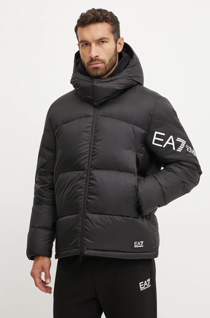 

Пухено яке EA7 Emporio Armani в черно зимен модел PNEOZ.6DPB33, Черен