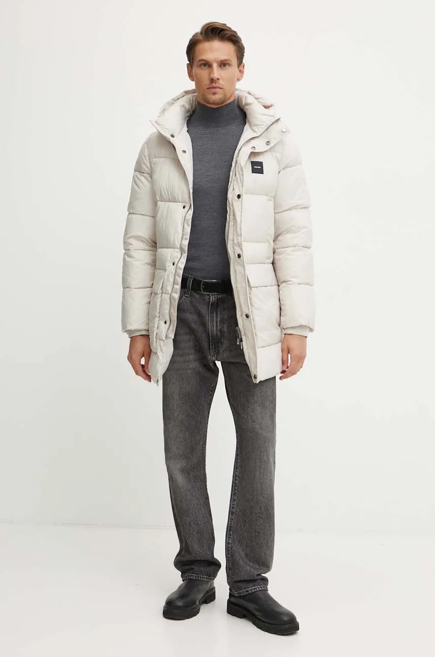 Куртка Calvin Klein мужская цвет бежевый зимняя K10K113465 Куртка Calvin Klein мужская цвет бежевый зимняя K10K113465