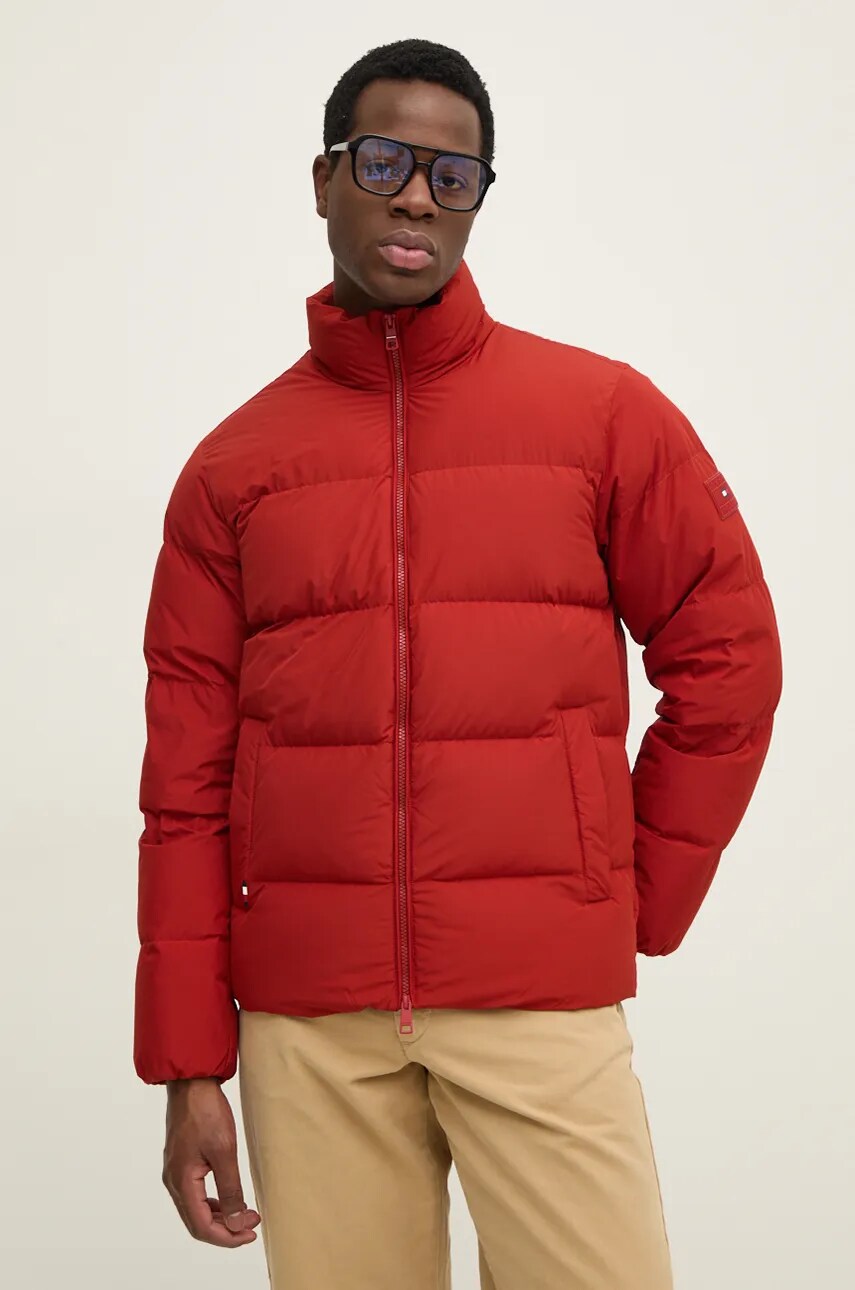 Levně Péřová bunda Tommy Hilfiger pánská, červená barva, zimní, MW0MW36666