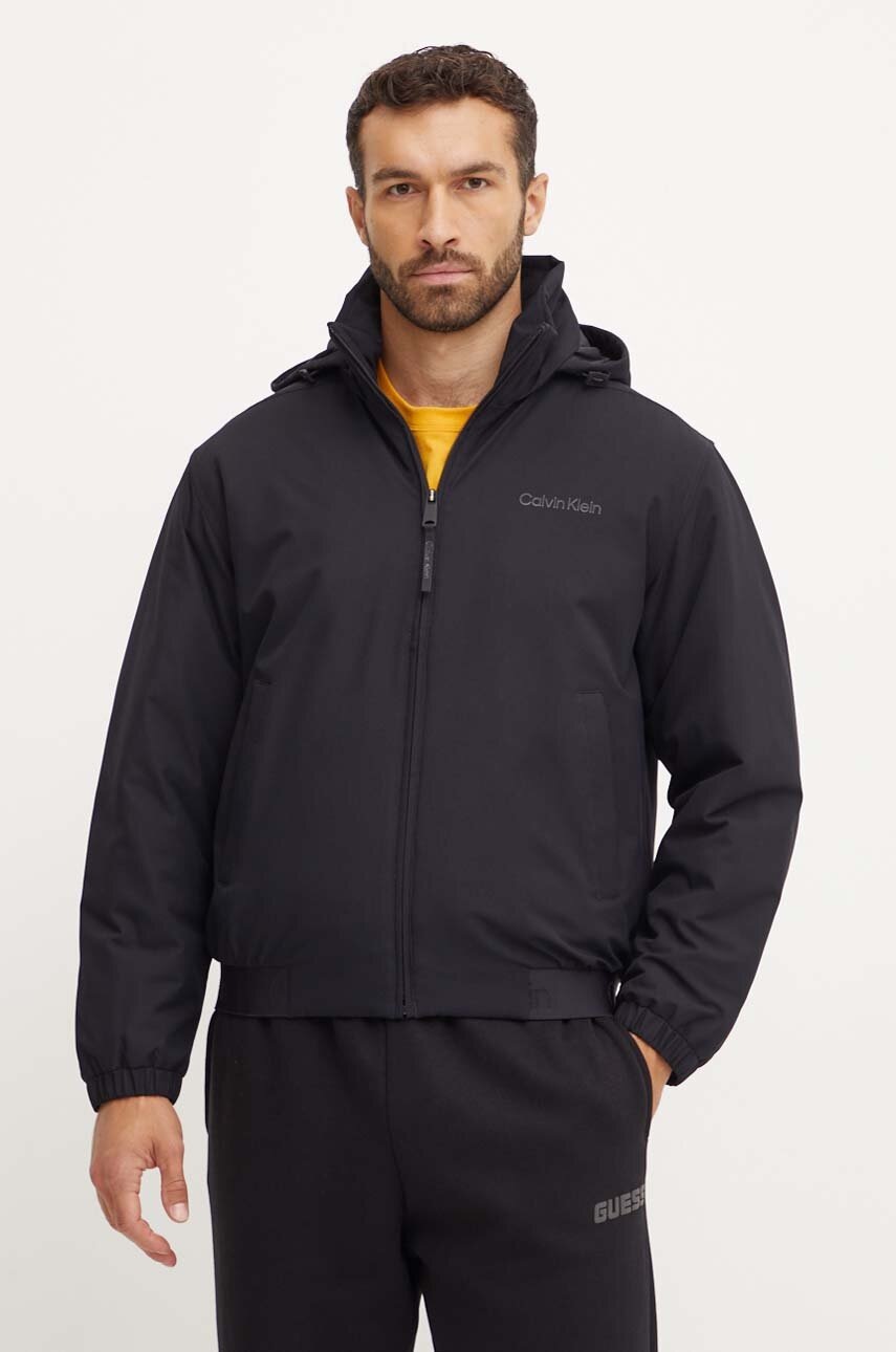 

Яке Calvin Klein Performance в черно зимен модел 00GMF4O513, Черен