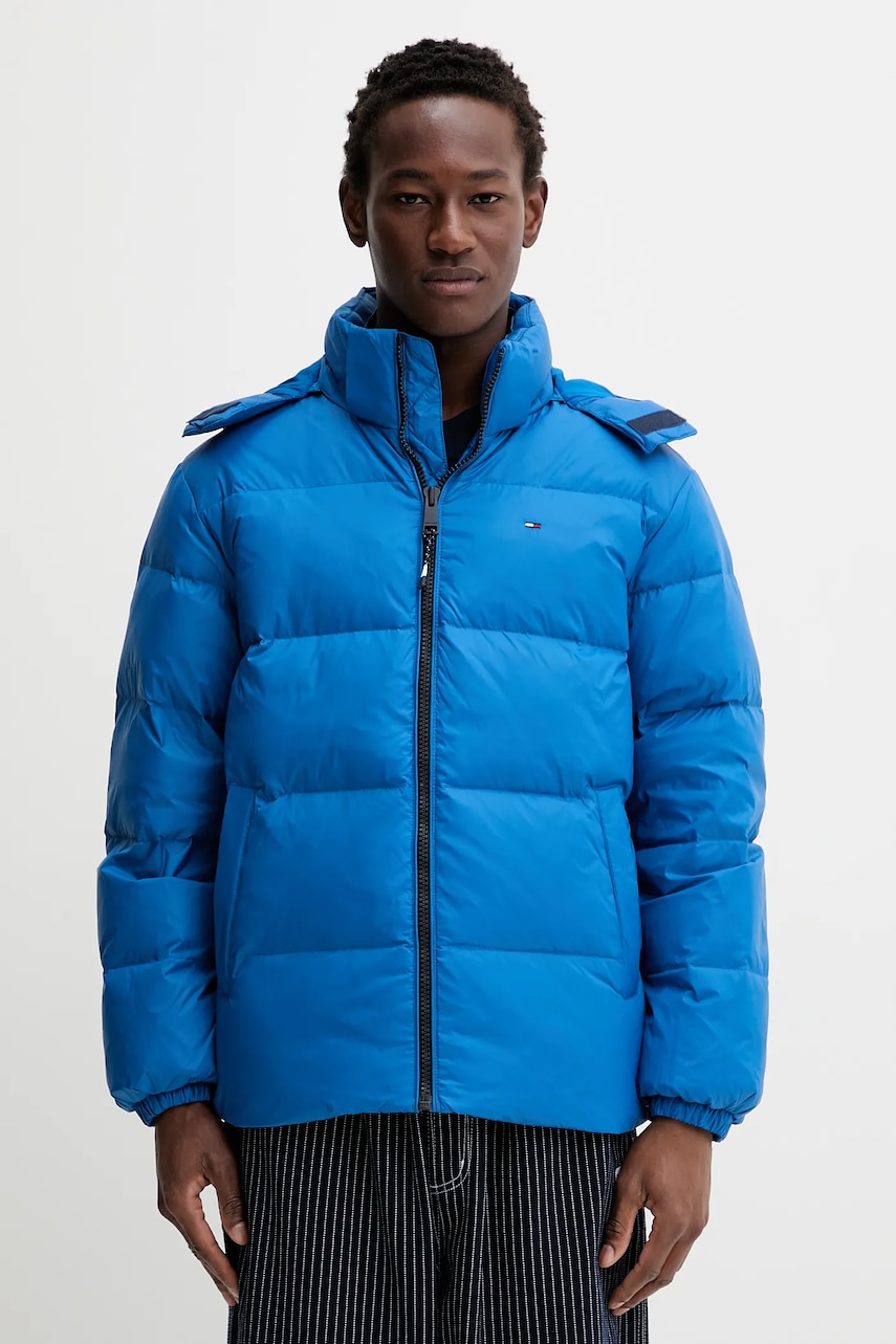 Levně Péřová bunda Tommy Jeans pánská, tmavomodrá barva, zimní, oversize, DM0DM19786