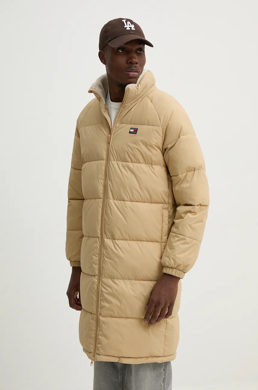 Tommy Jeans geaca barbati, culoarea bej, de iarna, DM0DM20604 Tommy Jeans geaca barbati, culoarea bej, de iarna, DM0DM20604