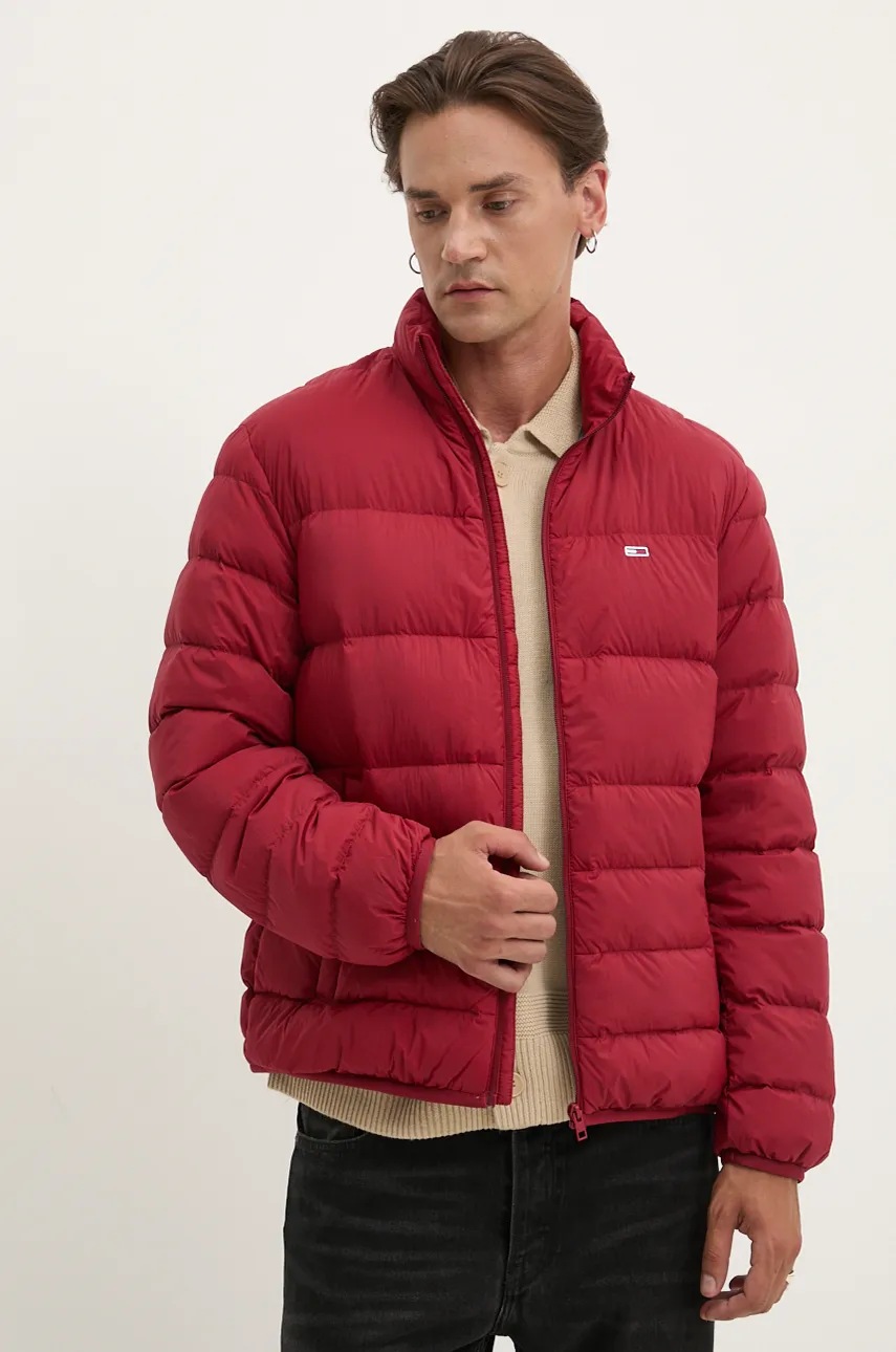 

Пухено яке Tommy Jeans в бордо преходен модел DM0DM20686