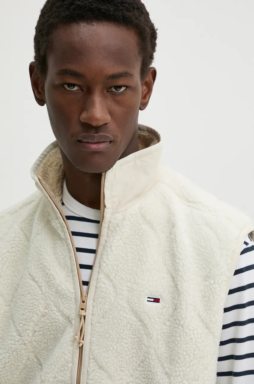 Αμάνικο μπουφάν Tommy Jeans χρώμα: μπεζ, DM0DM19628 φωτογραφία