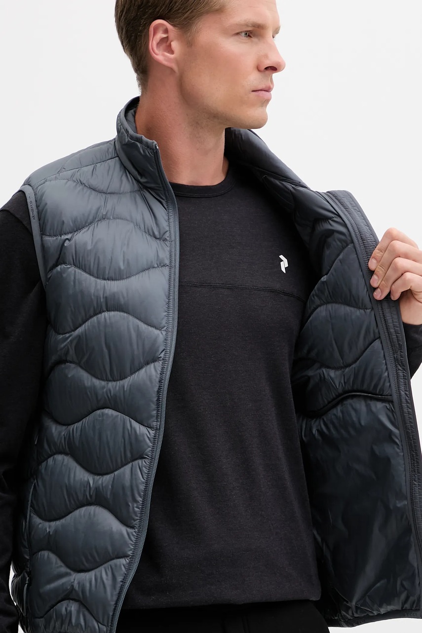 Αμάνικο μπουφάν Peak Performance Helium Down χρώμα: πράσινο, G79842 φωτογραφία