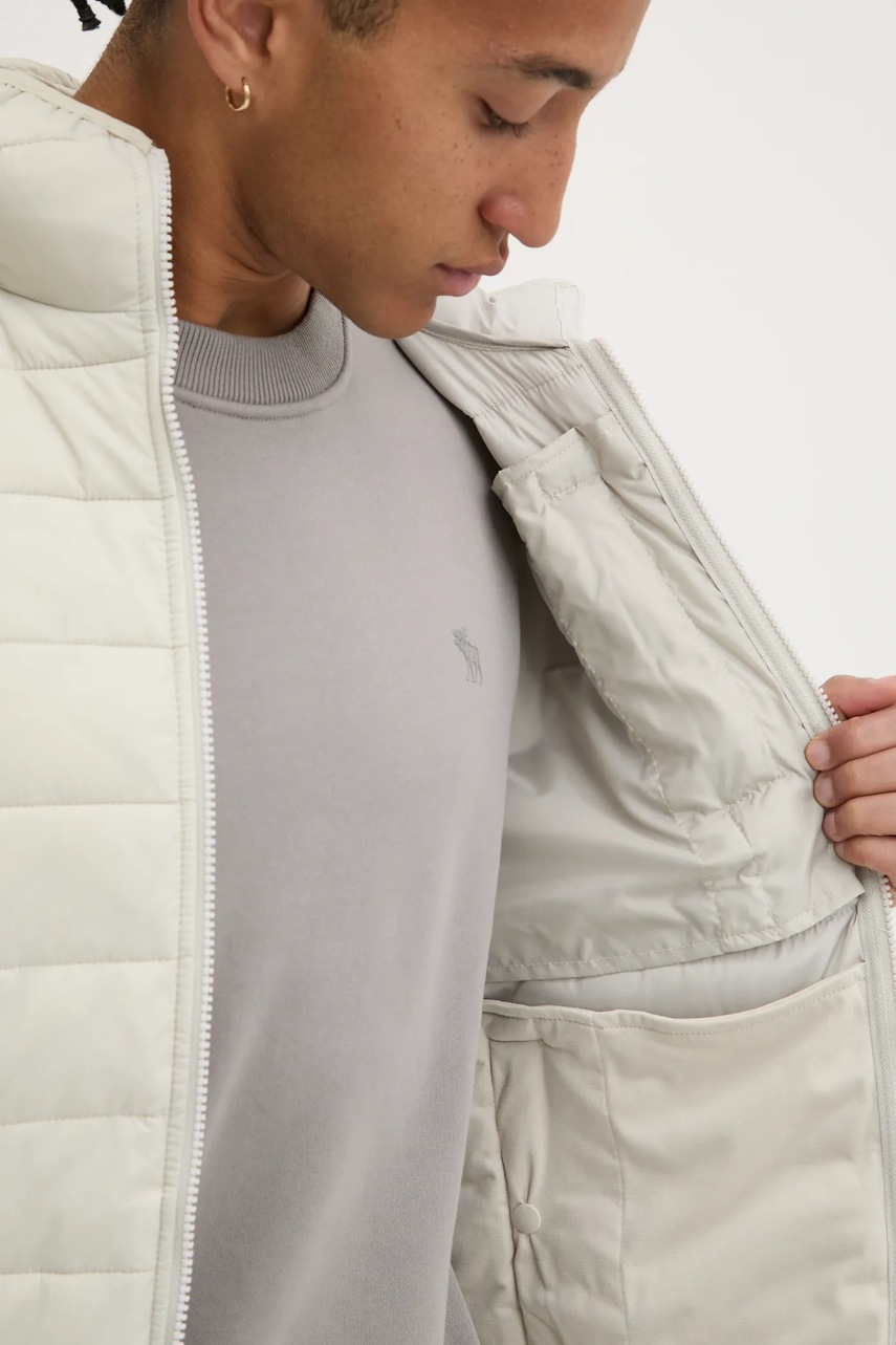 Μπουφάν Hollister Co. χρώμα: μπεζ, KI332-4067 φωτογραφία