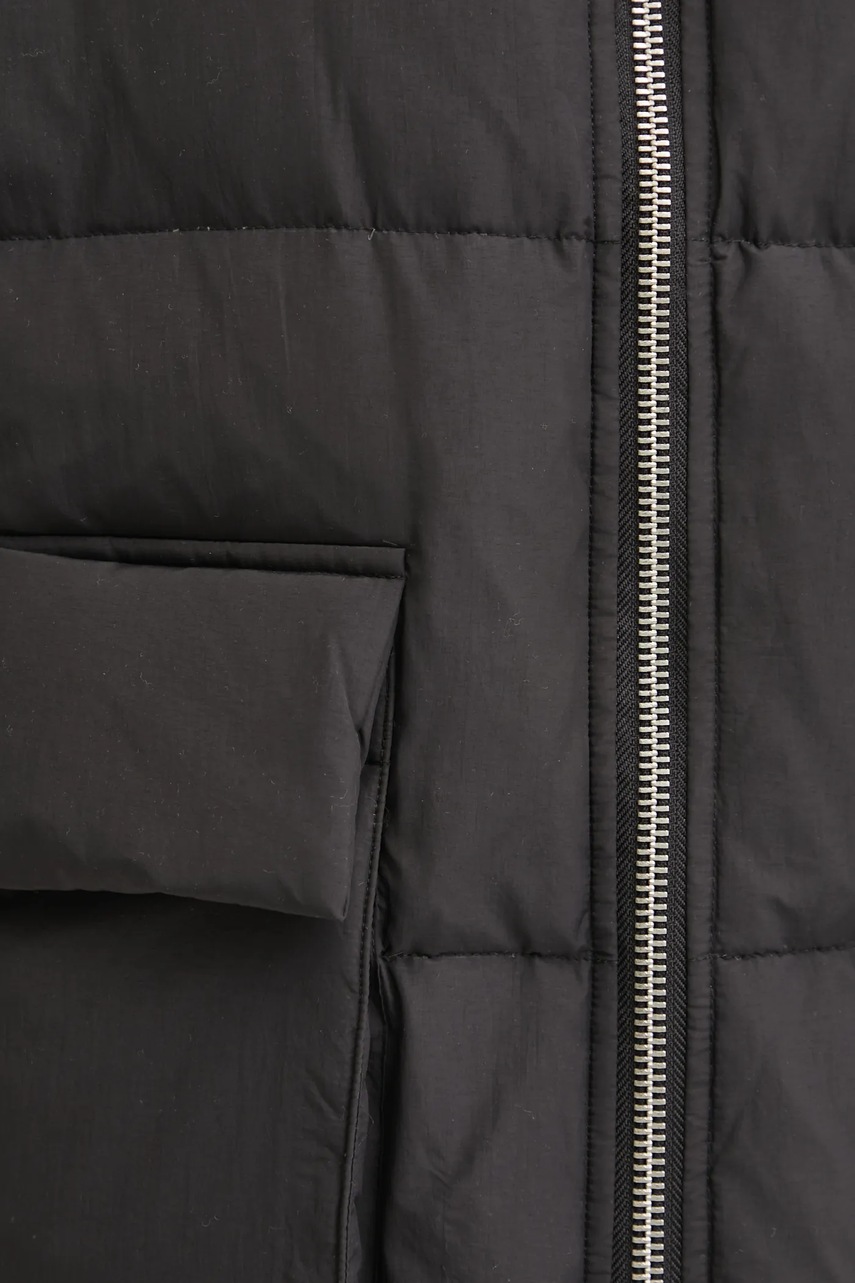 Αμάνικο από πούπουλα Études Studio ανδρικό, χρώμα: μαύρο, H24MMOUT713 φωτογραφία