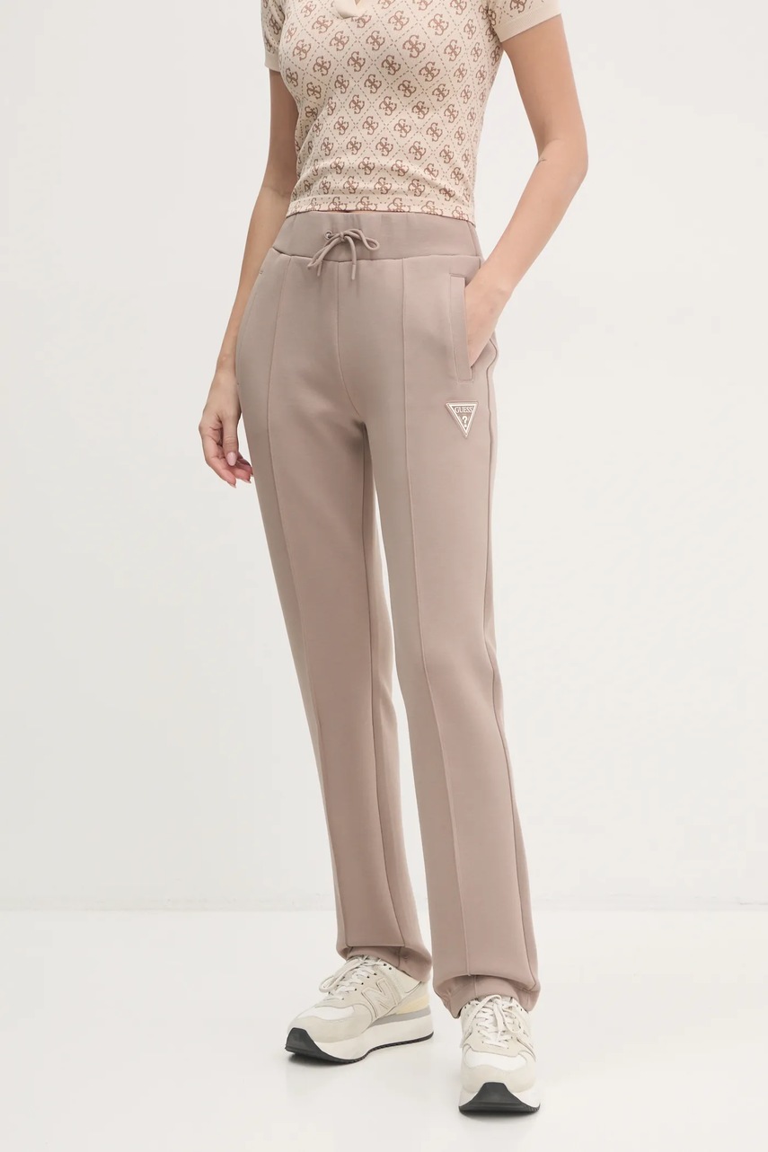 

Спортен панталон Guess ANN в кафяво с изчистен дизайн V4BB19 KBCK2, Кафяв