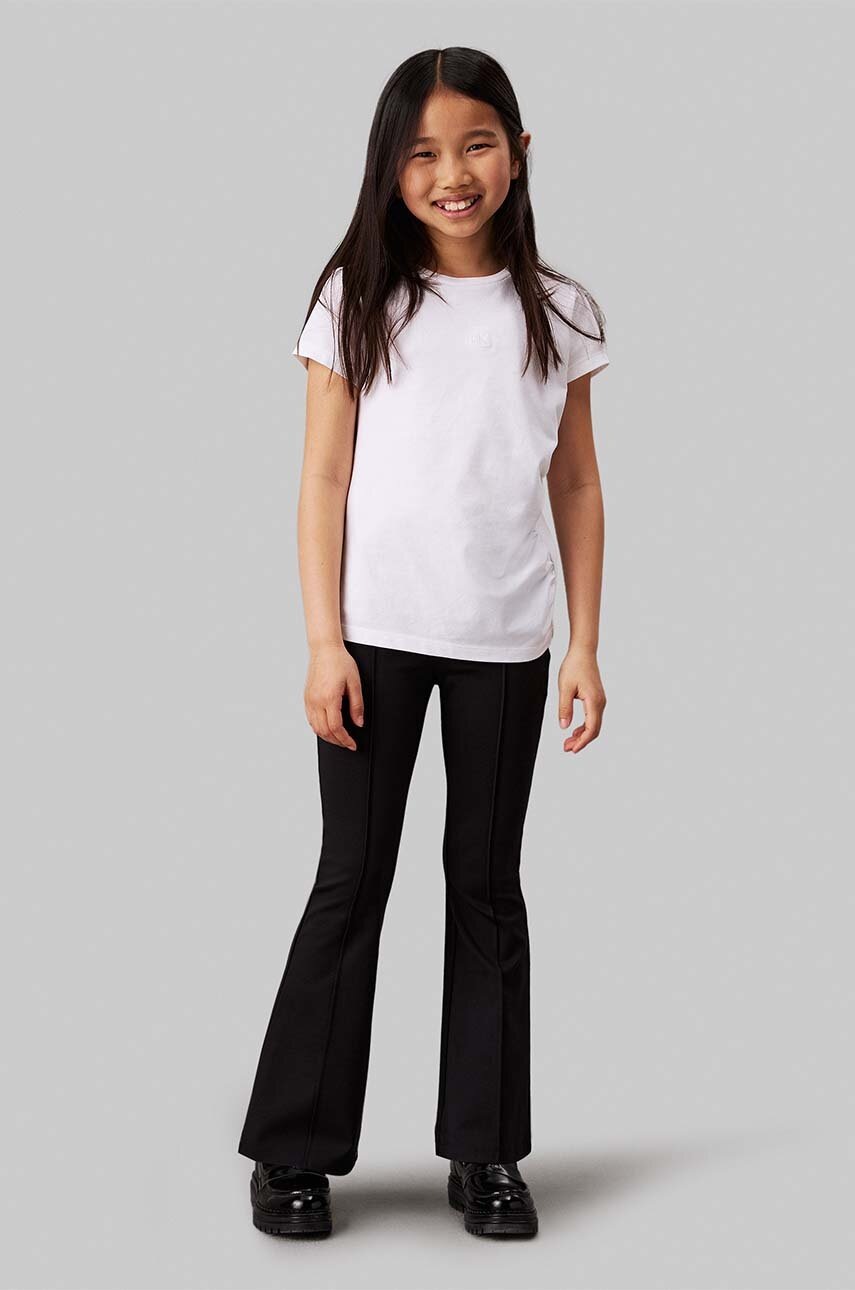

Детски клин Calvin Klein Jeans PUNTO TAPE FLARE в черно с изчистен дизайн IG0IG02518, Черен