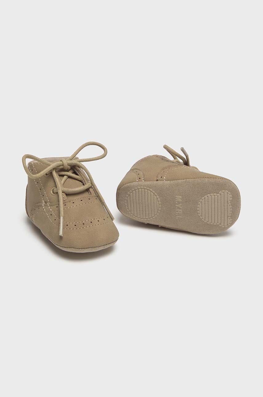Mayoral Newborn pantofi pentru bebelusi culoarea maro, 9782