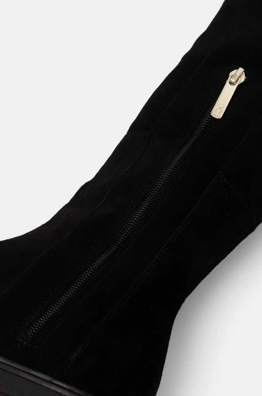 Замшеві чоботи Tommy Hilfiger SUEDE OVER-THE-KNEE BOOT жіночі колір чорний на платформі FW0FW08159 