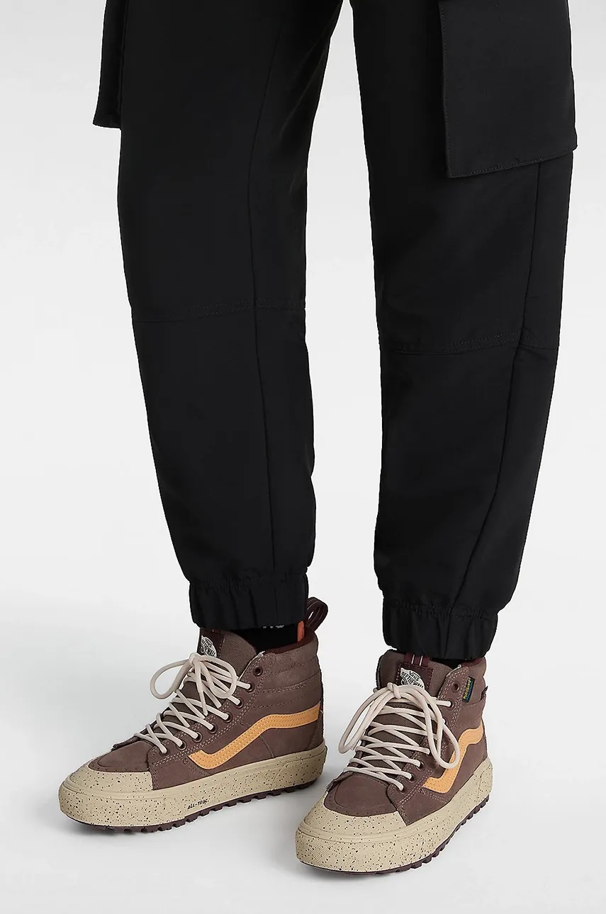 Πάνινα παπούτσια Vans MTE Sk8-Hi Waterproof χρώμα: καφέ, VN000CVTTUP1 φωτογραφία