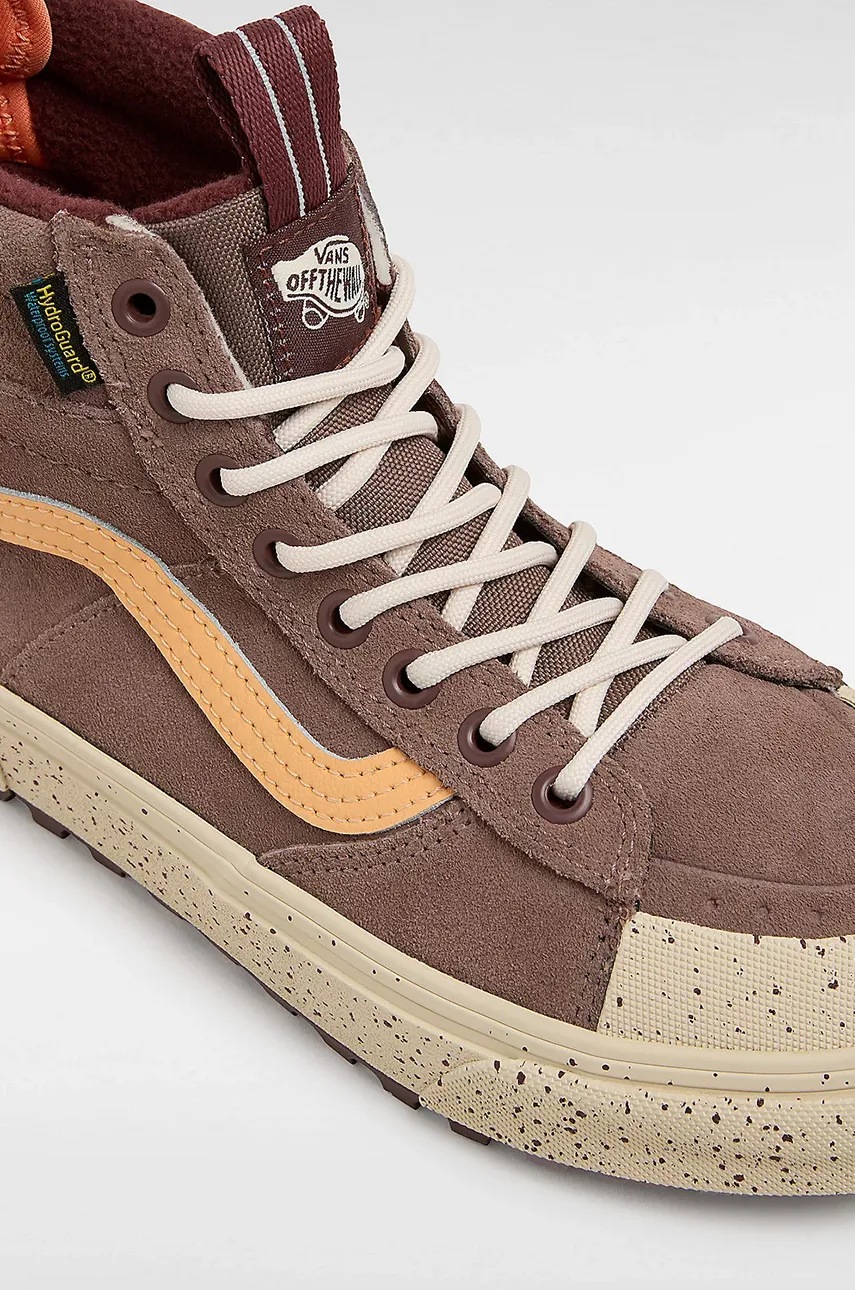 Πάνινα παπούτσια Vans MTE Sk8-Hi Waterproof χρώμα: καφέ, VN000CVTTUP1 φωτογραφία