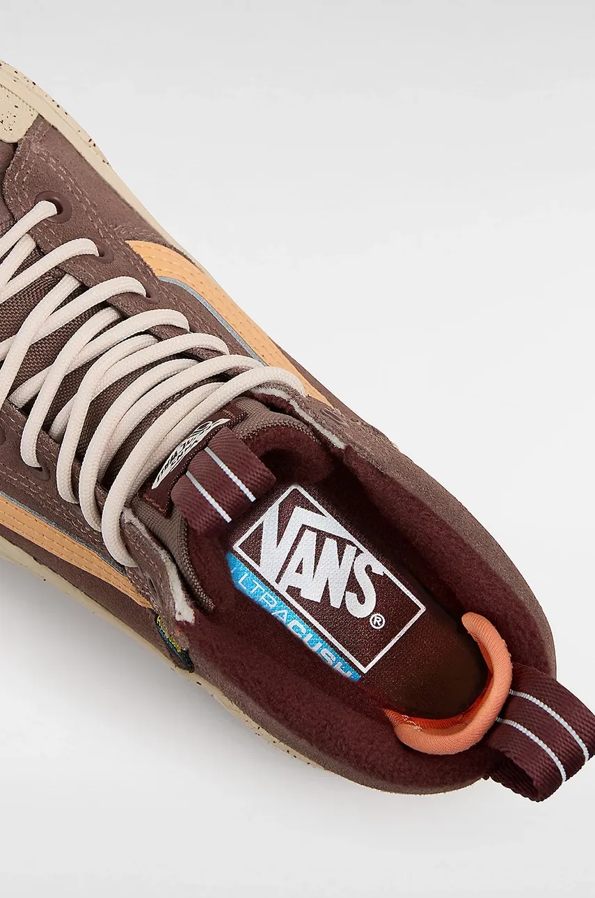Πάνινα παπούτσια Vans MTE Sk8-Hi Waterproof χρώμα: καφέ, VN000CVTTUP1 φωτογραφία