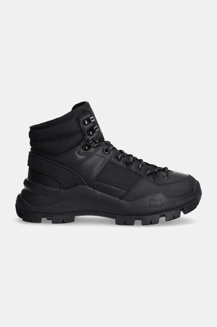 Полусапожки Tommy Jeans TJW FEMININE HYBRID BOOT цвет чёрный на плоском ходу EN0EN02553 Полусапожки Tommy Jeans TJW FEMININE HYBRID BOOT цвет чёрный на плоском ходу EN0EN02553