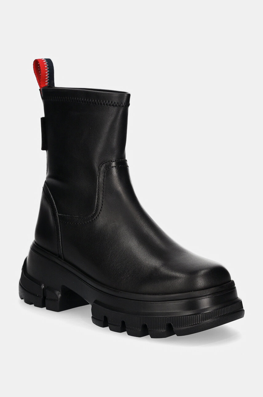 Tommy Jeans botine TJW CHUNKY CHELSEA BOOT MIX MAT femei, culoarea negru, cu platforma, EN0EN02555 Tommy Jeans botine TJW CHUNKY CHELSEA BOOT MIX MAT femei, culoarea negru, cu platforma, EN0EN02555