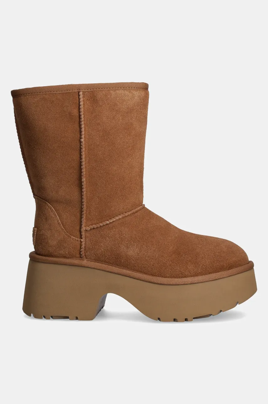 Замшевые сапоги UGG Classic Short New Heights женские цвет коричневый на платформе с утеплением 1158310-CHE Замшевые сапоги UGG Classic Short New Heights женские цвет коричневый на платформе с утеплением 1158310-CHE