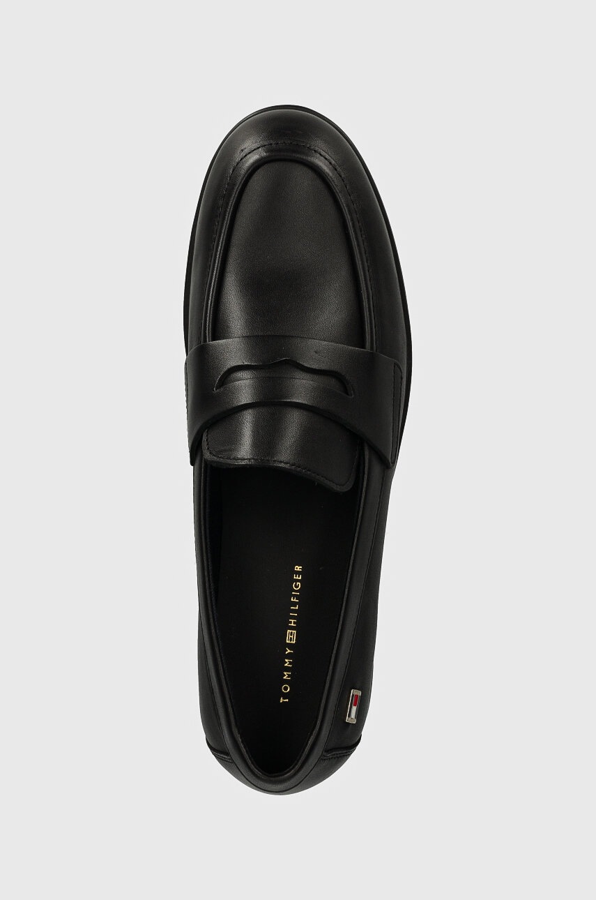 Шкіряні мокасини Tommy Hilfiger FLAG LEATHER CLASSIC LOAFER жіночі колір чорний на плоскому ходу FW0FW08030 