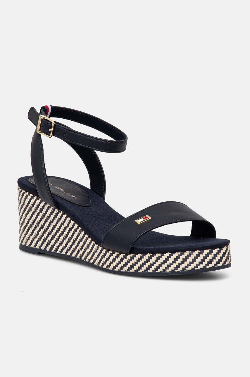 

Сандали Tommy Hilfiger IM RAFFIA SANDAL в тъмносиньо FW0FW08226, Тъмносин
