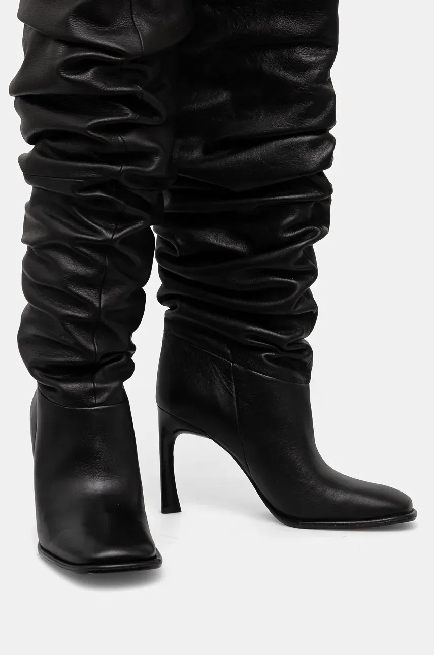 Кожаные сапоги MICHAEL Michael Kors Kelsea женские цвет чёрный на шпильке 40F4KLHB5L.001 Кожаные сапоги MICHAEL Michael Kors Kelsea женские цвет чёрный на шпильке 40F4KLHB5L.001