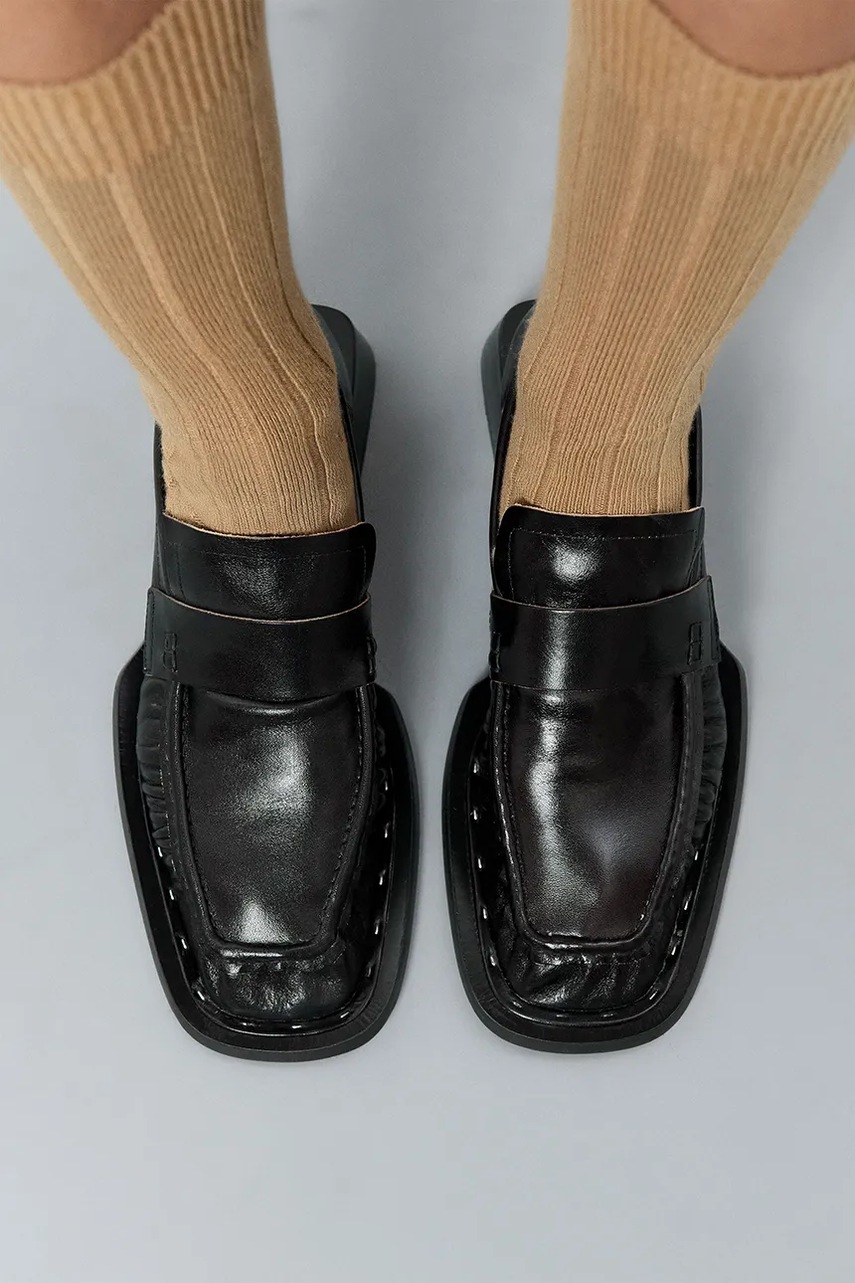 Δερμάτινες γόβες Miista Airi φωτογραφία