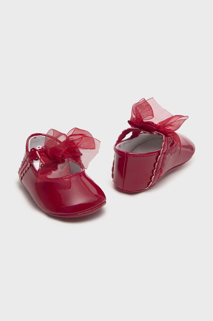

Бебешки обувки Mayoral Newborn в червено 9791, Червен