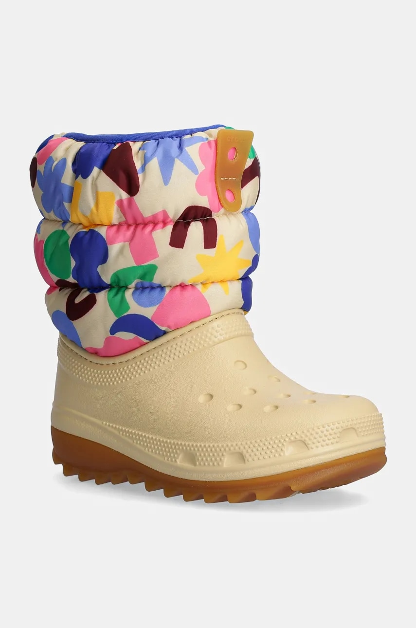 Crocs cizme de iarna copii CLASSIC NEO PUFF GEO SHAPES BOOT culoarea bej, 210410 Crocs cizme de iarna copii CLASSIC NEO PUFF GEO SHAPES BOOT culoarea bej, 210410