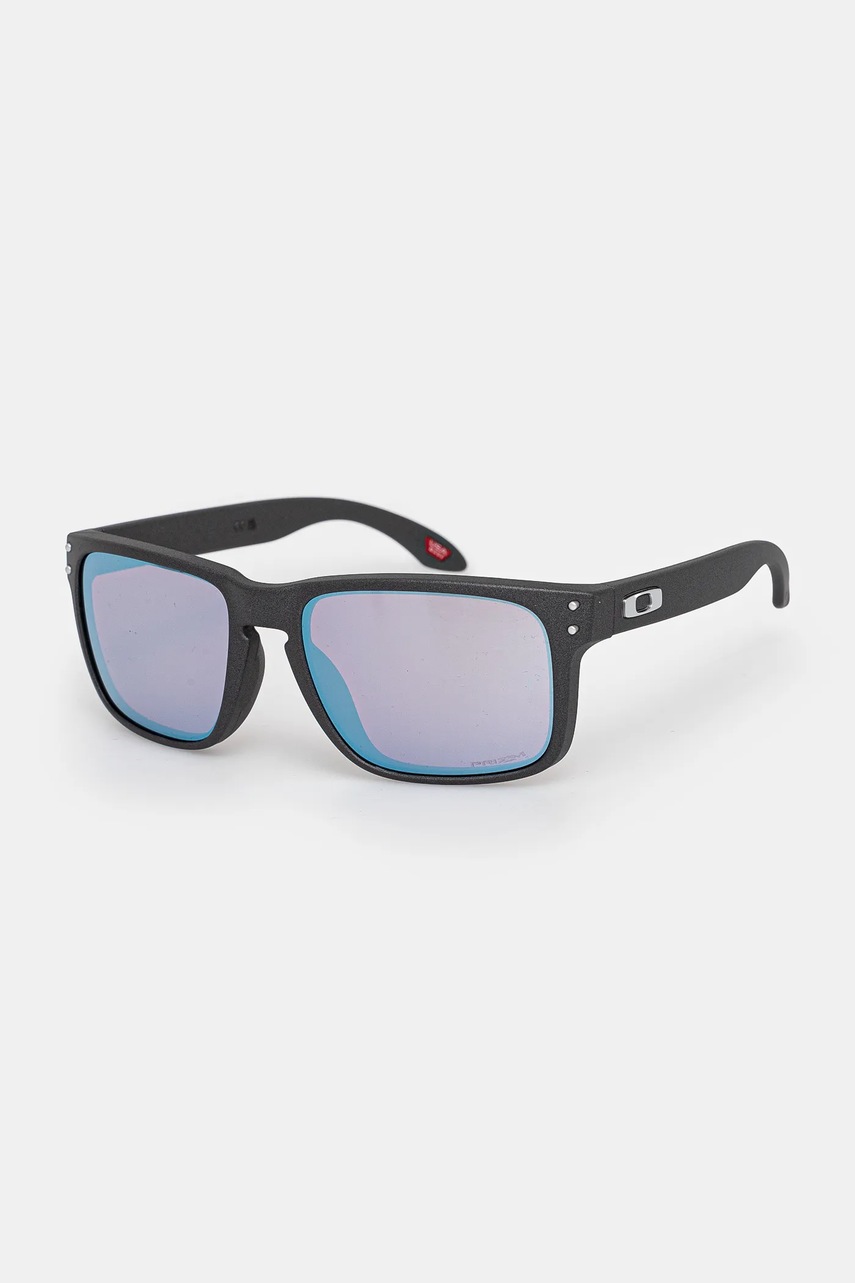 

Слънчеви очила Oakley HOLBROOK в черно OO9102, Черен