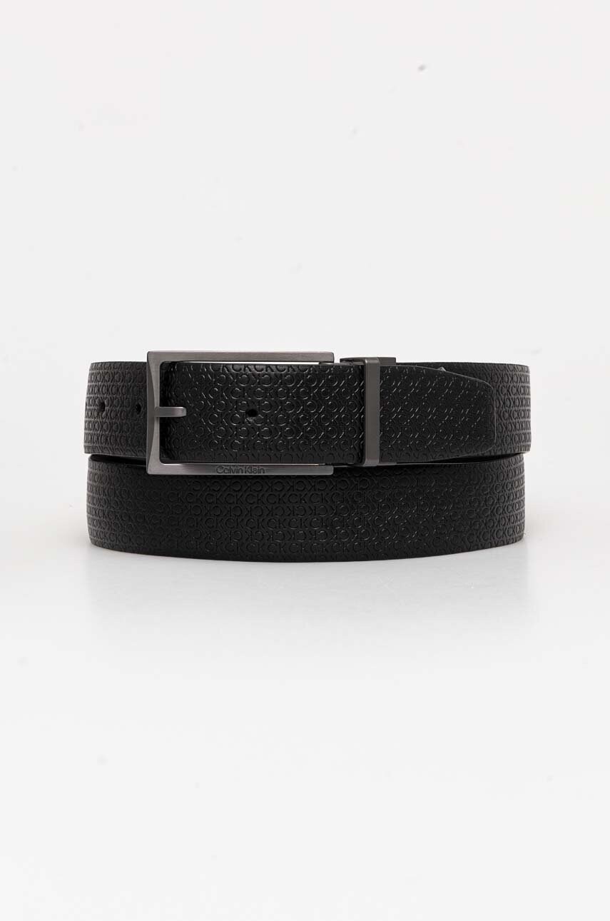 Levně Oboustranný kožený pásek Calvin Klein pánský, černá barva, K50K512341