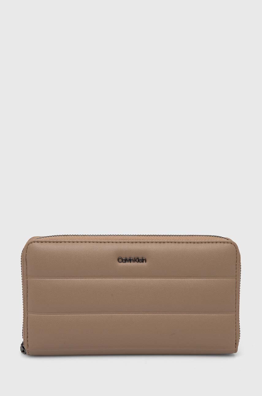 

Портмоне Calvin Klein дамски в бежово K60K612199, Бежов