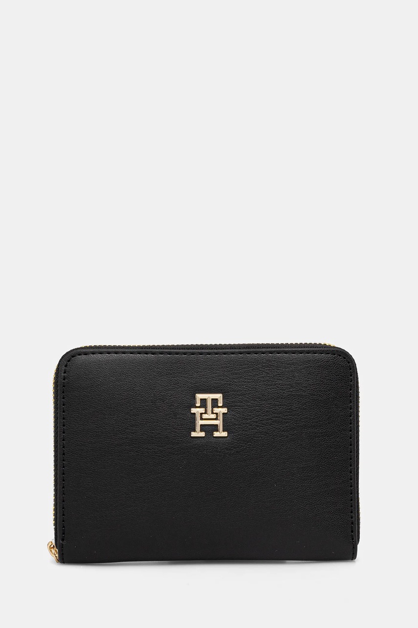 

Портмоне Tommy Hilfiger дамски в черно AW0AW17156, Черен