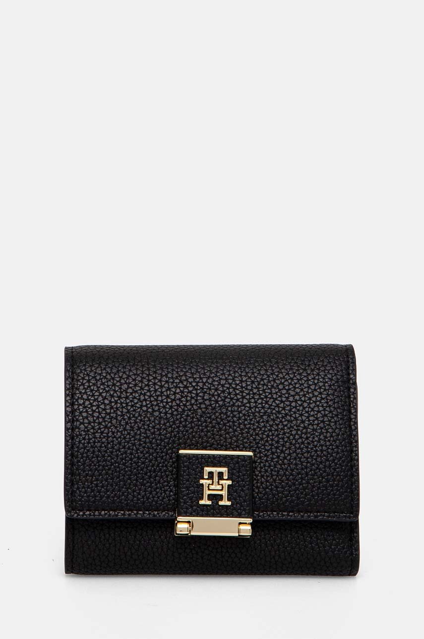 

Портмоне Tommy Hilfiger дамски в черно AW0AW17039, Черен