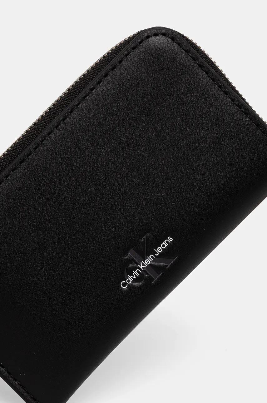 Кожаный чехол для ключей Calvin Klein Jeans цвет чёрный K50K512583 Кожаный чехол для ключей Calvin Klein Jeans цвет чёрный K50K512583