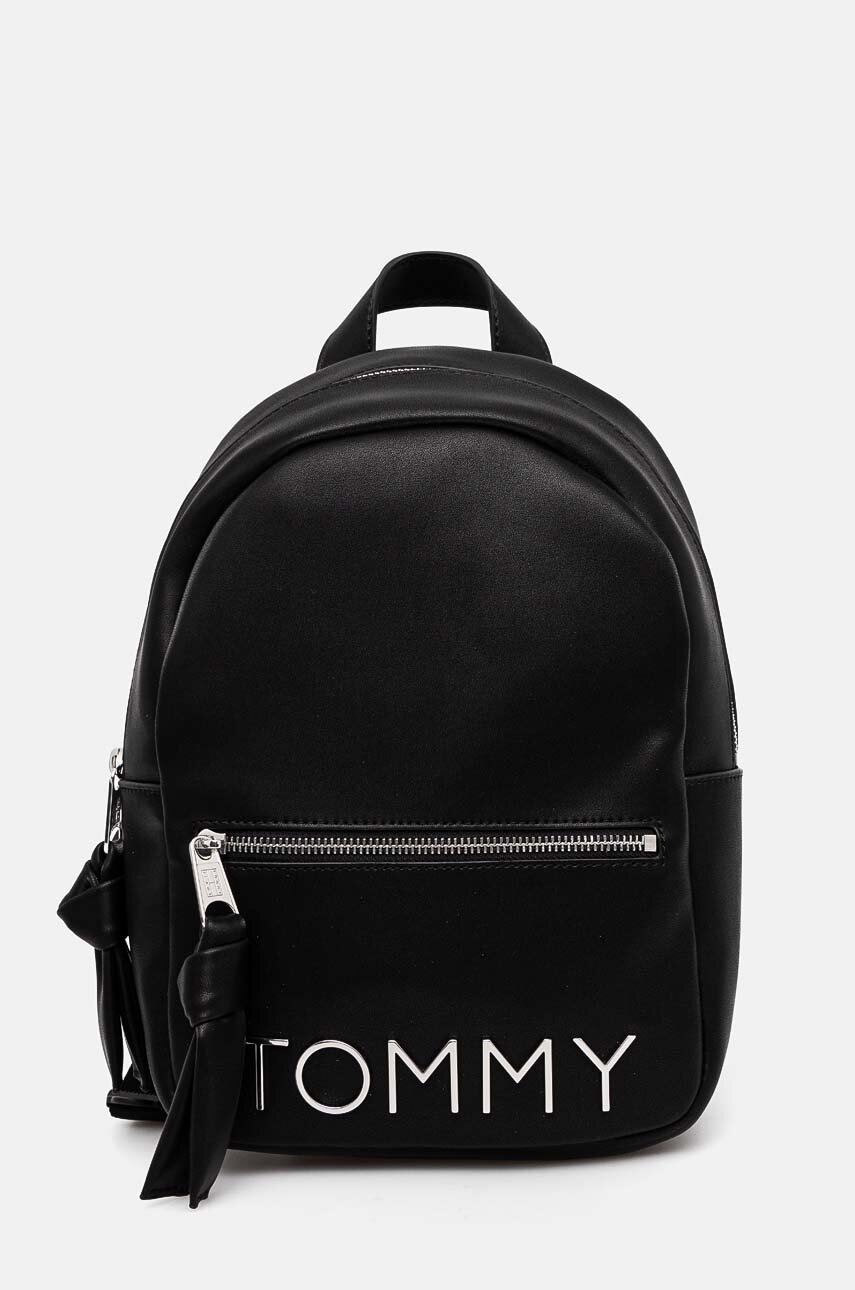 

Раница Tommy Jeans в черно малък размер с изчистен дизайн AW0AW16261, Черен