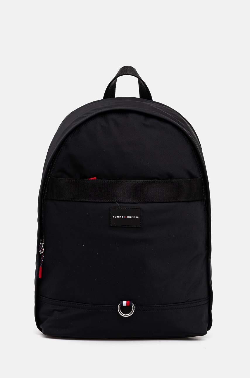 

Раница Tommy Hilfiger в черно голям размер с апликация AM0AM12472, Черен