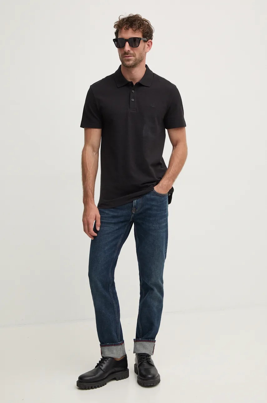 Хлопковое поло Calvin Klein Jeans цвет чёрный однотонное J30J326619 Хлопковое поло Calvin Klein Jeans цвет чёрный однотонное J30J326619