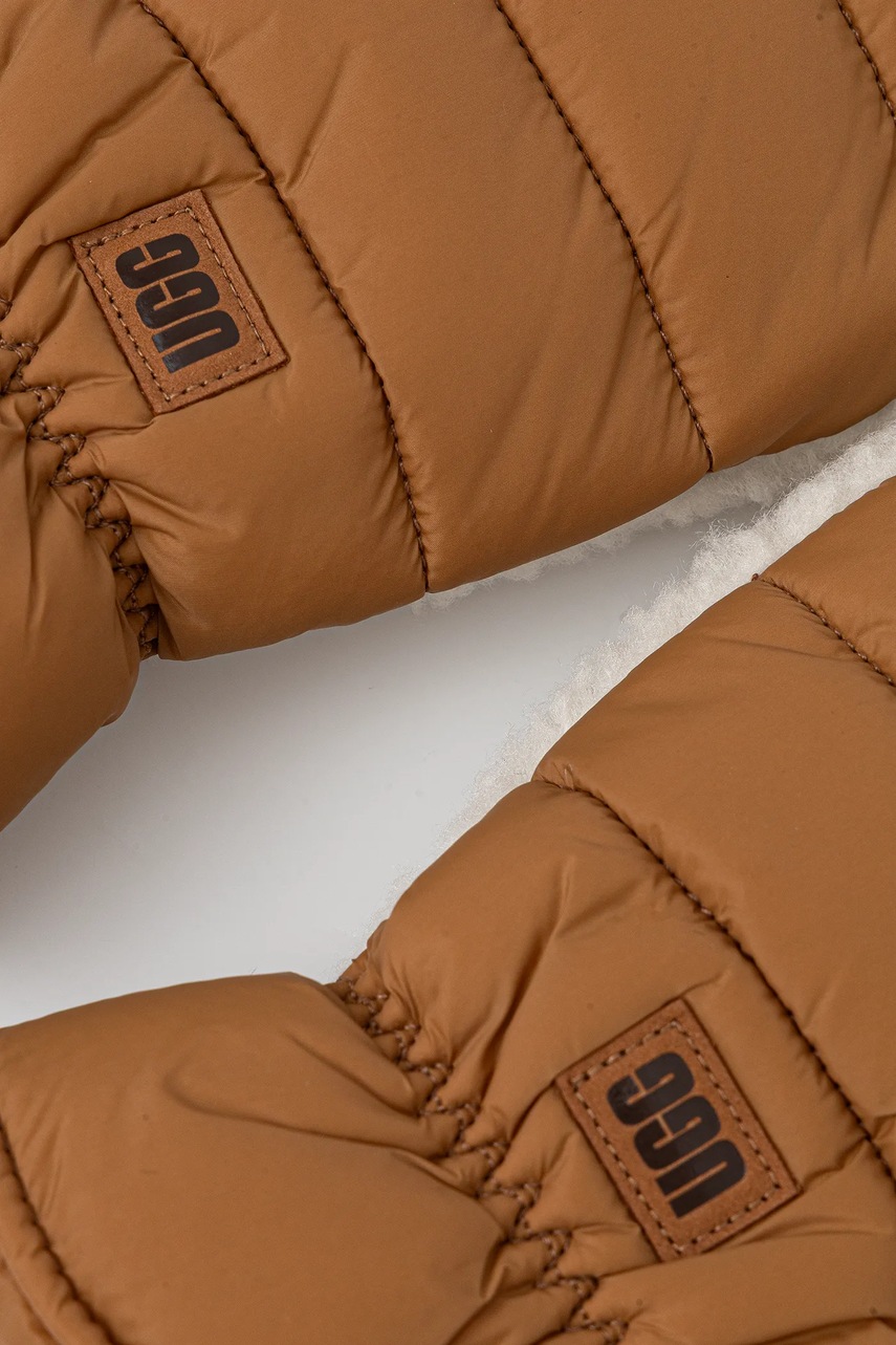 Перчатки UGG W AW FLUFF MITTEN цвет коричневый 101019 Перчатки UGG W AW FLUFF MITTEN цвет коричневый 101019