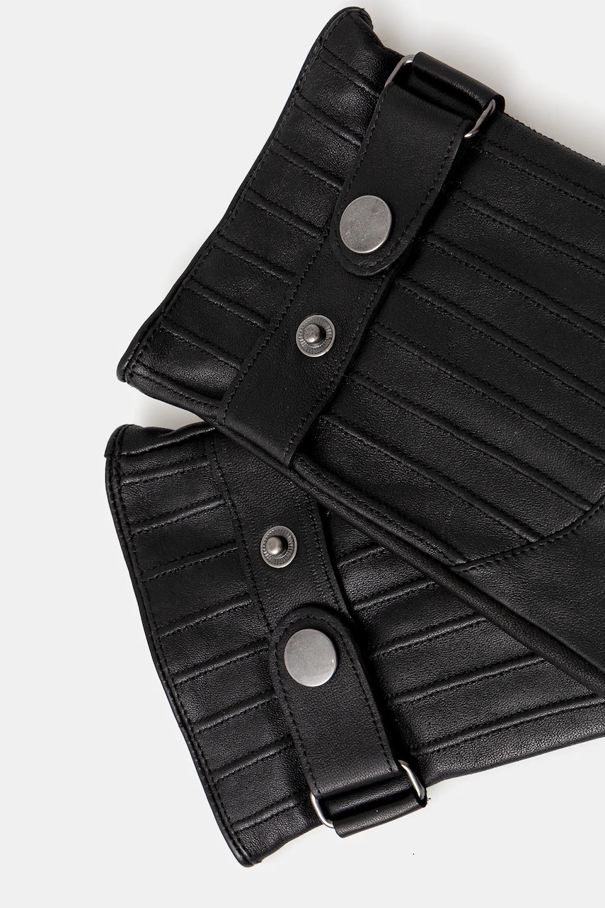 Кожаные перчатки Sisley мужские цвет чёрный 6G4BSG003 Кожаные перчатки Sisley мужские цвет чёрный 6G4BSG003