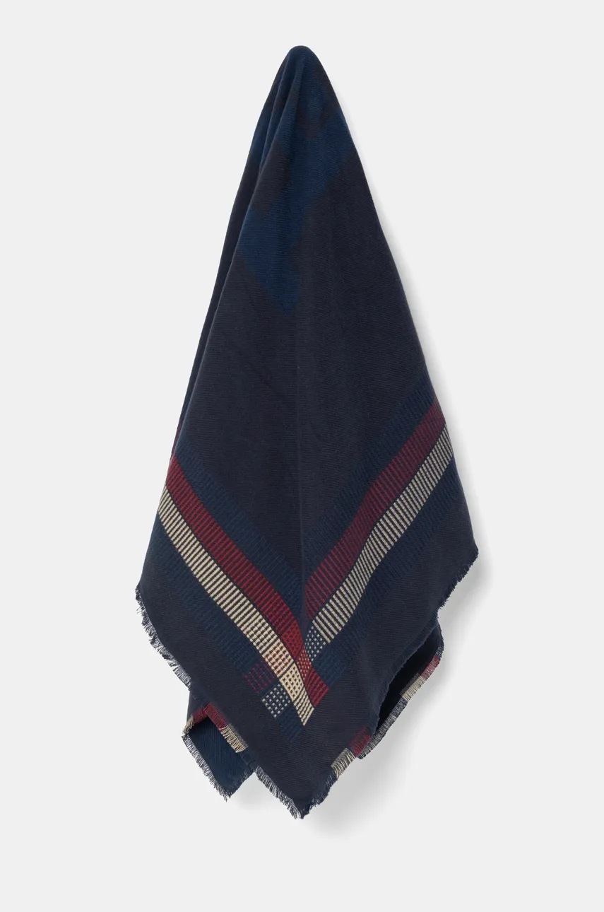 

Памучен тънък шал Tommy Hilfiger в тъмносиньо с десен AW0AW16638, Тъмносин