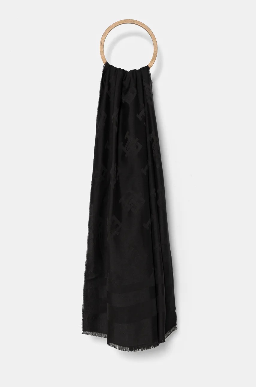 

Шал Tommy Hilfiger дамски в черно с десен AW0AW16647, Черен