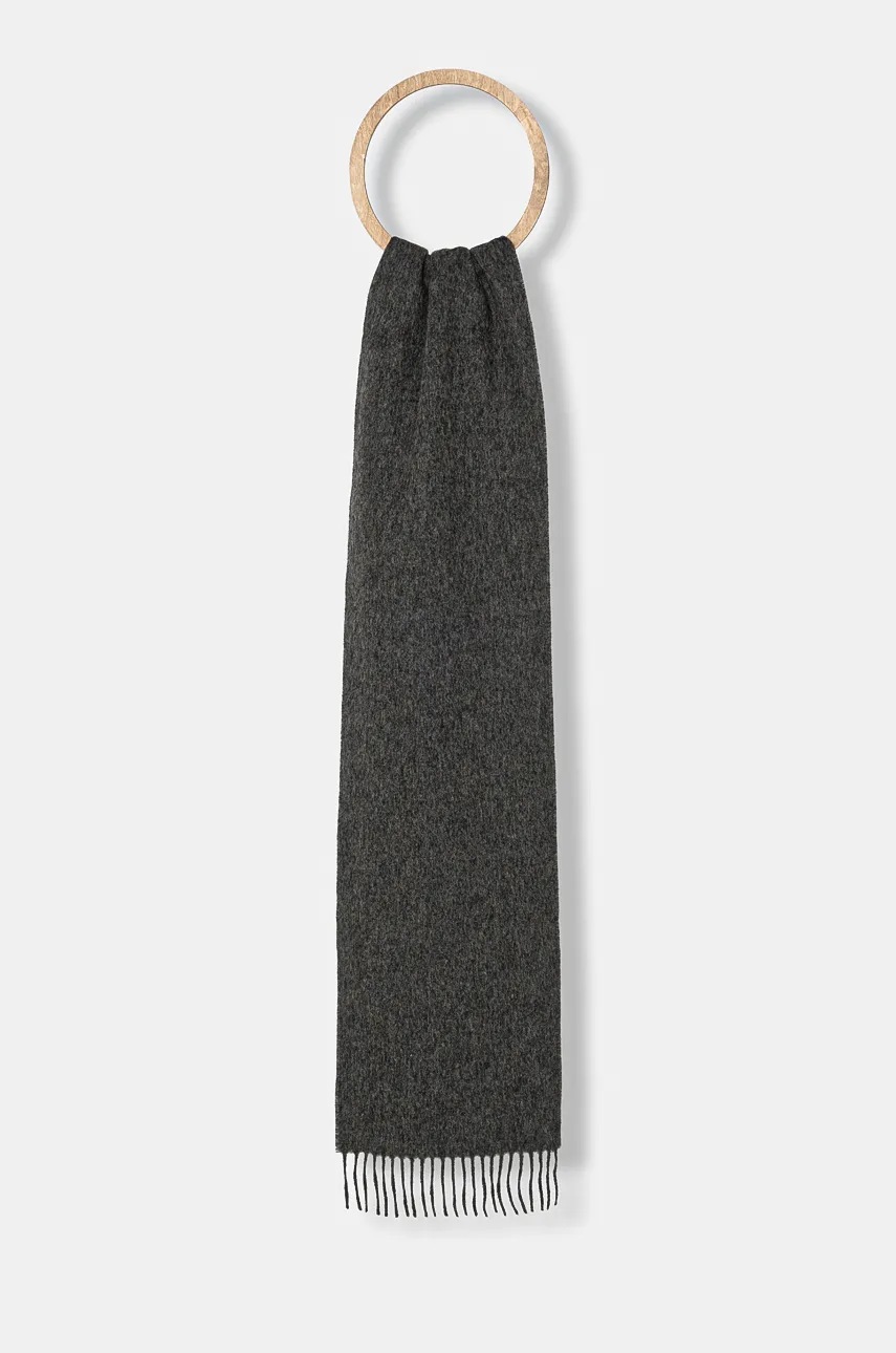

Вълнен шал Norse Projects Moon Lambswool Scarf в сиво с апликация N83.0021.1034, Сив