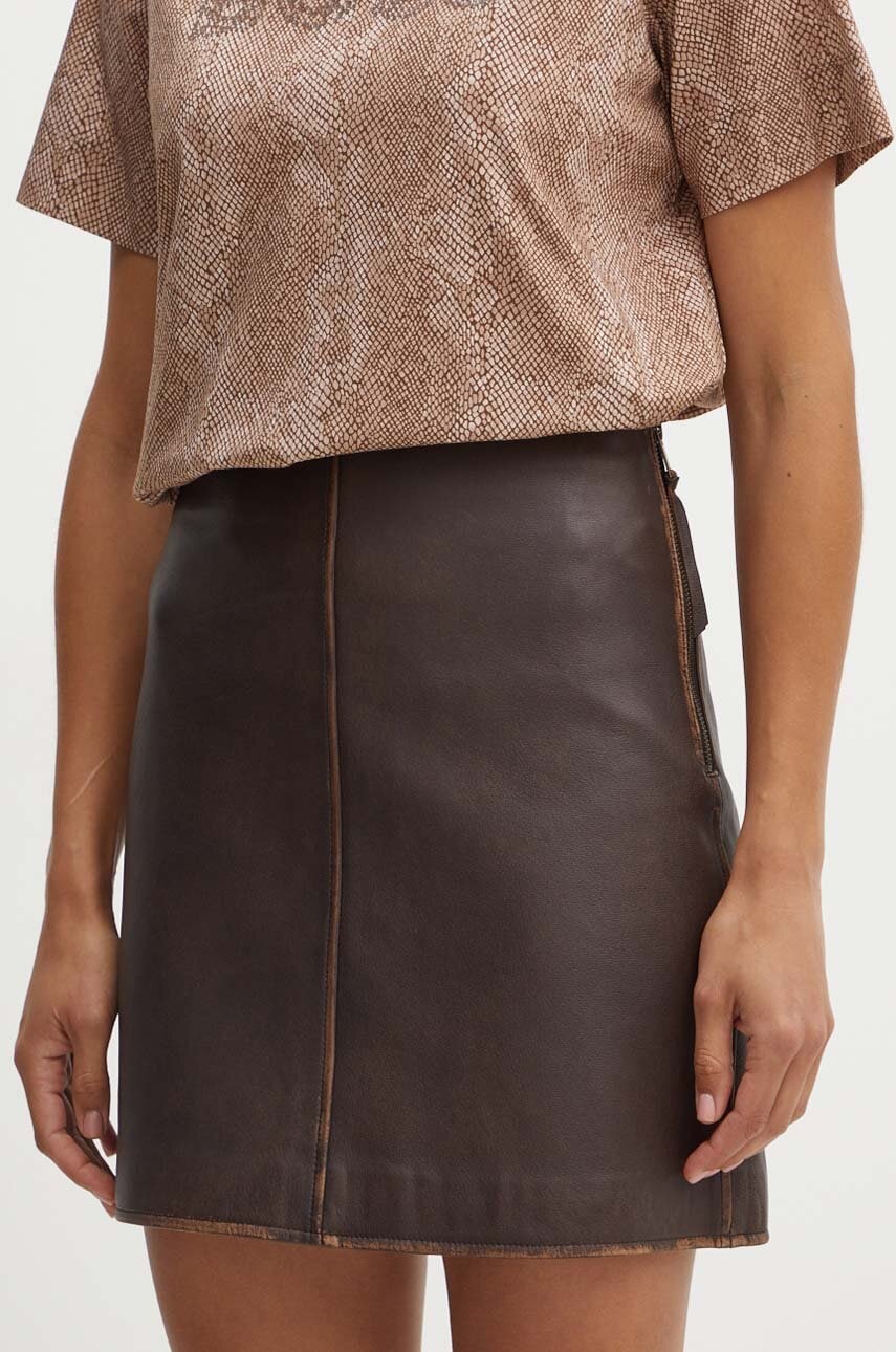 Weekend Max Mara fusta de piele culoarea maro, mini, drept, 2425406011600