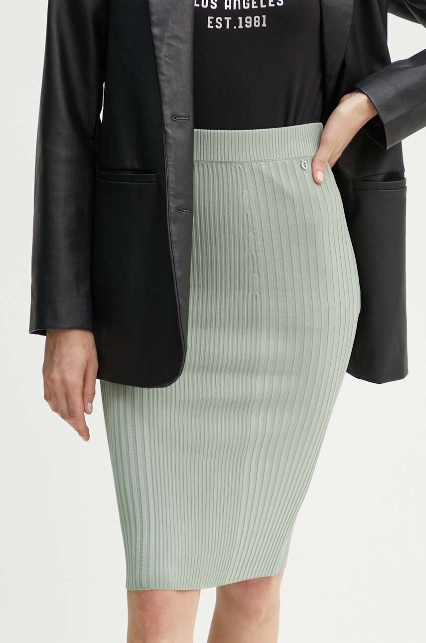 Levně Sukně Guess LUCILLE zelená barva, midi, pouzdrová, W4YD38 Z2U00