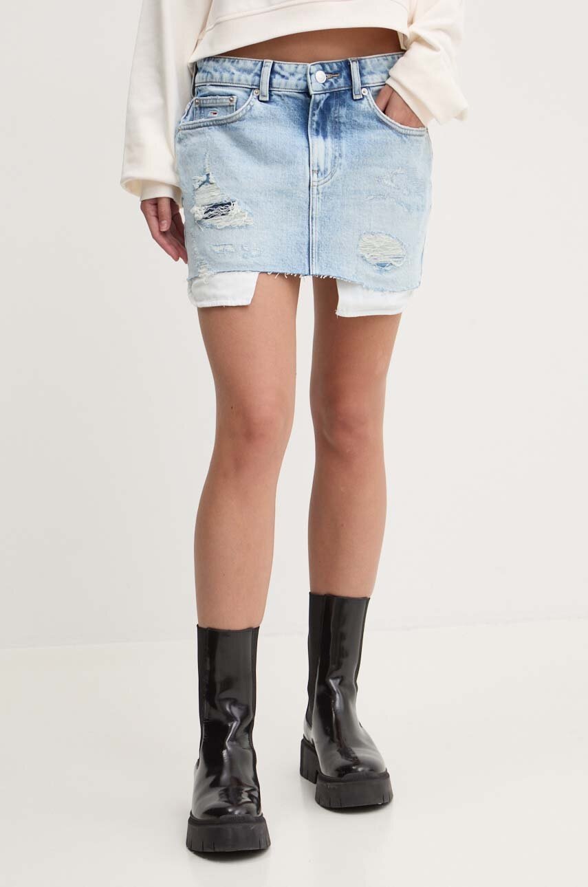 

Дънкова пола Tommy Jeans в синьо къса с кройка тип молив DW0DW18224, Син